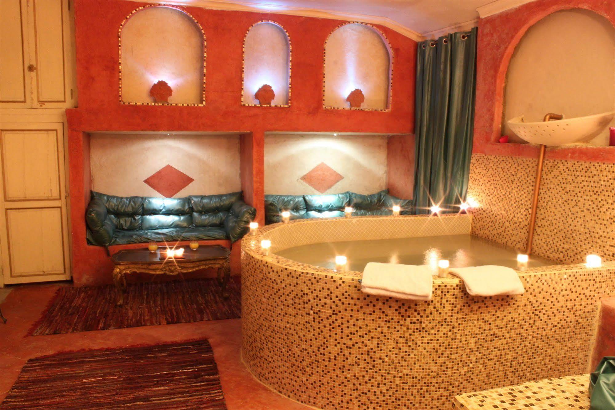 Le Relais Du Silence Chateau Lavail Labastide-d'Anjou ภายนอก รูปภาพ